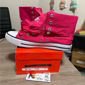 Size 9 girls - Fuchsia Pink Collection’0 High Top Sneakers